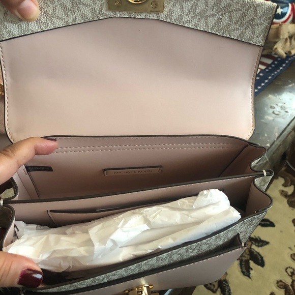 MICHAEL KORS LITA BAG SET OF 3 - Picture 6 of 6